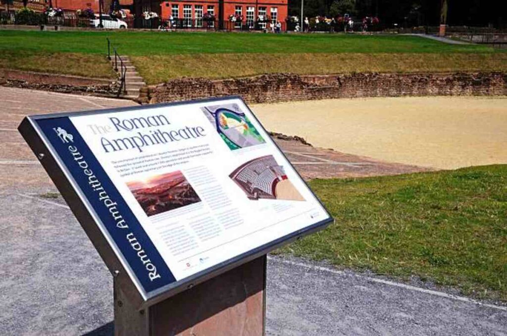 https://media.istockphoto.com/id/515549977/photo/roman-amphitheatre-and-sign-chester.jpg?s=612x612&w=0&k=20&c=UTwLaCnvbKg8_Wc_wrNXyhsTGTcB0tkSXTkMw9OGnuA=