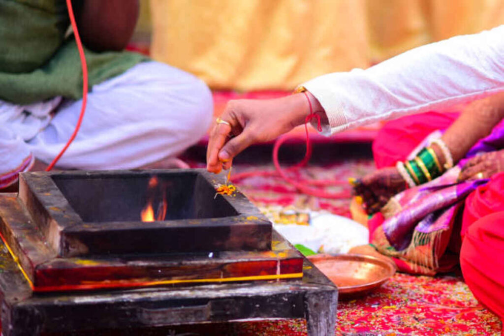 How to Propose in Marathi